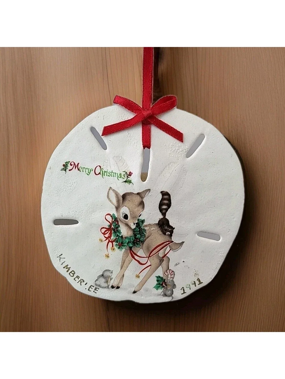 Vtg Christmas Ornament 1991 Plays Christmas Tunes Handpainted Sand Dollar Forest